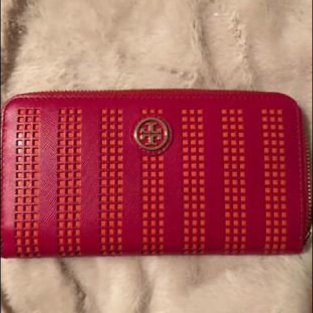 Tory Burch wallet